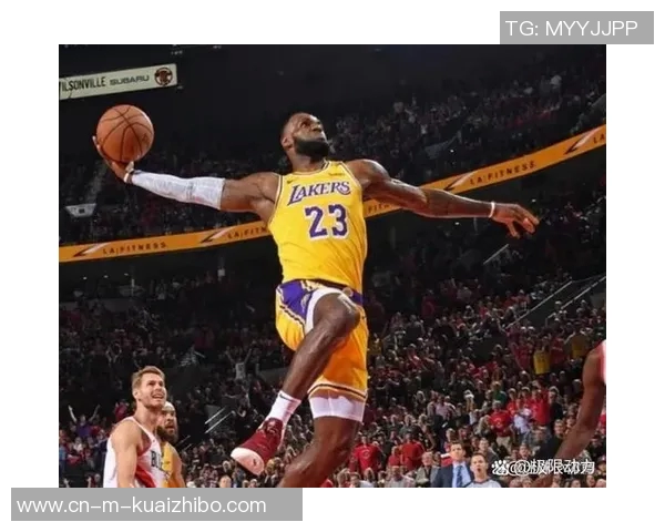 热火与魔术激战正酣NBA季后赛精彩对决引发球迷热议